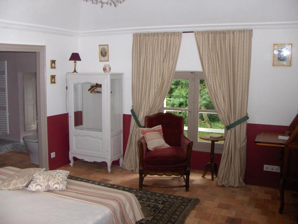 Chateau De L'Oiseliniere Bed & Breakfast Gorges  Eksteriør bilde